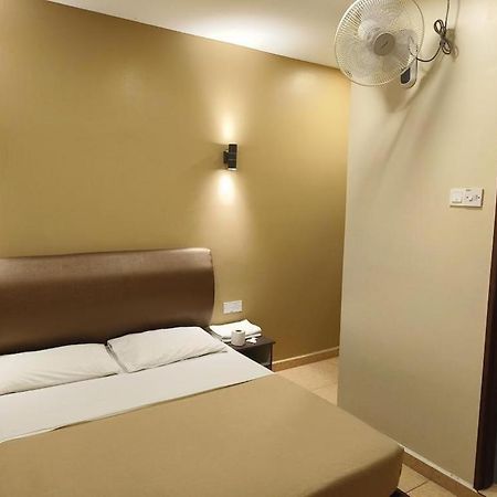 Kampung Kuala Terla The Pines Hotel מראה חיצוני תמונה