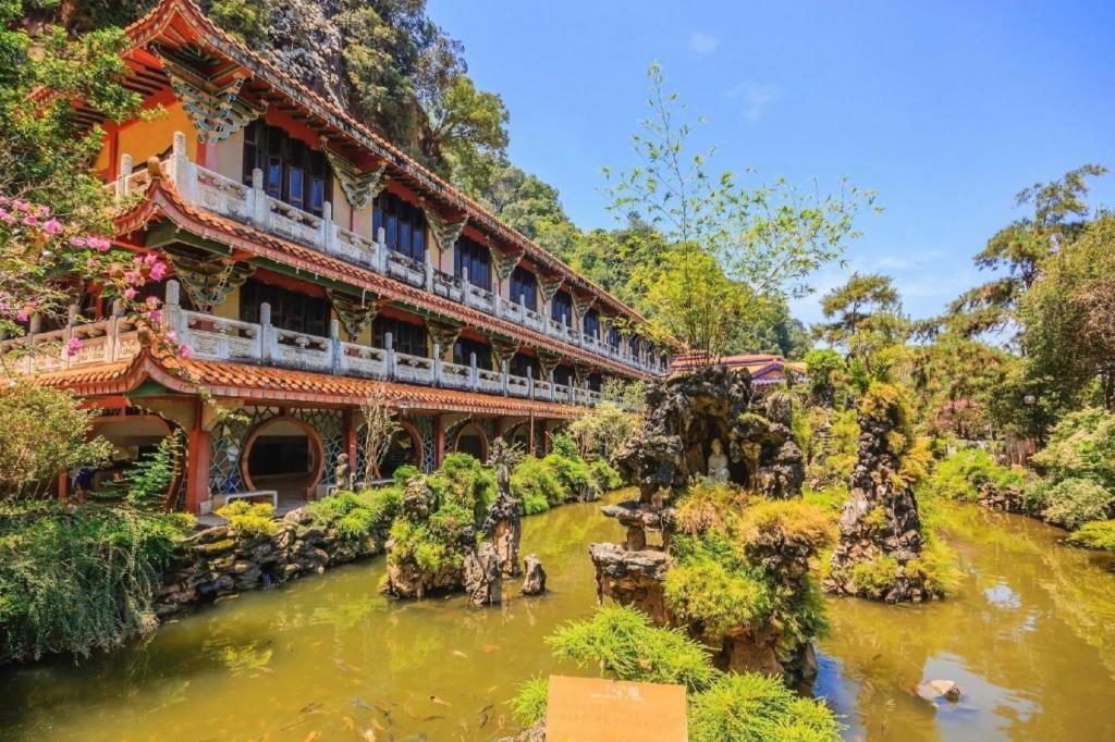 Kampung Kuala Terla The Pines Hotel מראה חיצוני תמונה