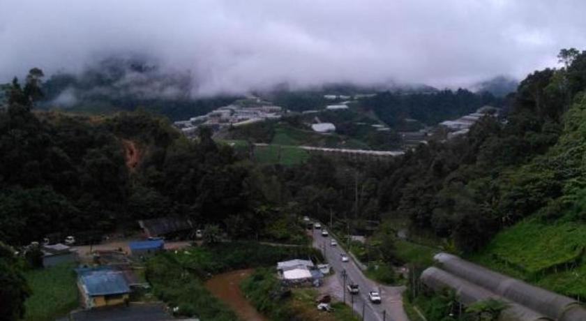 Kampung Kuala Terla The Pines Hotel מראה חיצוני תמונה